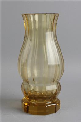 Vase, in der Art von Josef Hoffmann, wohl Moser Karlsbad bzw. Johann Oertel  &  Co. Haida, um 1920 - Jugendstil and 20th Century Arts and Crafts