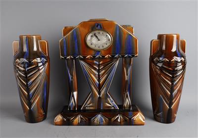 Art Déco Uhr mit zwei Amphorenvasen, um 1920 - Secese a umění 20. století