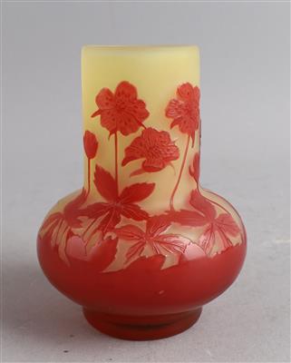 Vase "Malva sylvestris", Emile Gallé, Nancy, um 1905-10 - Secese a umění 20. století