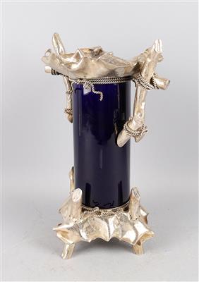 Vase mit versilberter Montierung in Form von Holzelementen - Secese a umění 20. století