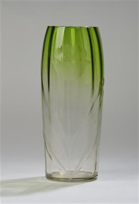 Hohe Vase mit Tulpendekor, Firma Moser Karlsbad, um 1899/1905 - Kleinode des Jugendstils und angewandte Kunst des 20. Jahrhunderts