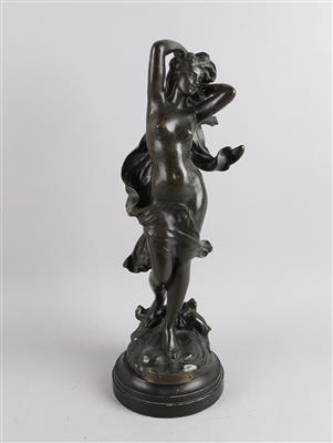 "La Vague" (weibliche Allegorie), wohl nach einem Entwurf von Hippolyte Francois Moreau, Entwurf: Frankreich, um 1900 - Jugendstil and 20th Century Arts and Crafts