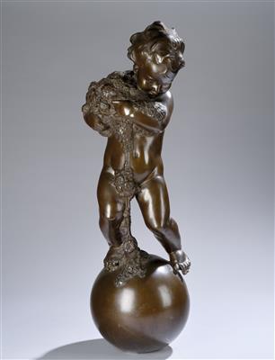 Bruno Zach (?), großer Putto mit Blumen auf einer Kugel, Entwurf: um 1900 - Kleinode des Jugendstils & Angewandte Kunst des 20. Jahrhunderts