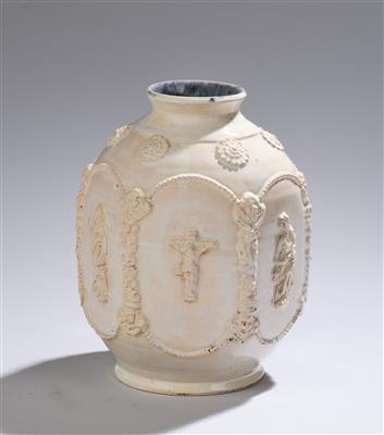 Hugo Friedrich Kirsch, Vase mit christlicher Symbolik, Mauer, bei Wien, nach 1913 - Secese a umění 20. století