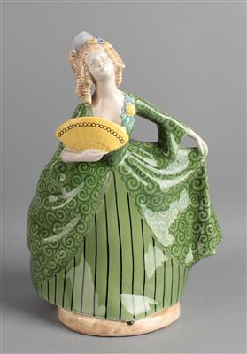 Ida Schwetz-Lehmann, stehende Rokokodame mit Fächer auf einem Rundsockel, Entwurf: ca. 1911, Ausführung: Wiener Manufaktur Friedrich Goldscheider, ca. 1912/20 - Jugendstil and 20th Century Arts and Crafts