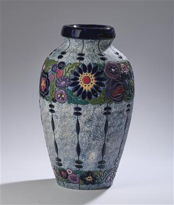 Hohe Vase mit Floraldekor aus der Campina Serie, Riessner, Stellmacher  &  Kessel, Turn-Teplitz, Czechoslovakia, 1918-38 - Secese a umění 20. století
