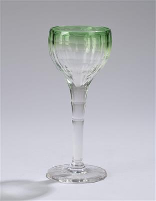 Kelchglas aus dem Tafelservice Nr. 130, Emil Hoppe zugeschrieben, Entwurf: 1906, Ausführung: E. Bakalowits Söhne, Wien - Jugendstil e arte applicata del XX secolo