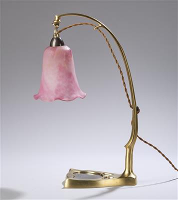 Tischlampe mit Lampenschirm von Daum, Nancy, 1915/25 - Kleinode des Jugendstils & Angewandte Kunst des 20. Jahrhunderts