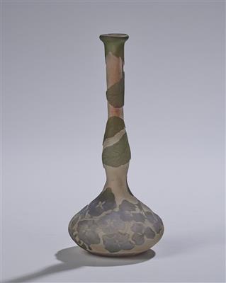 Vase mit Hortensien, Emile Gallé, Nancy, 1905-08 - Jugendstil e arte applicata del XX secolo
