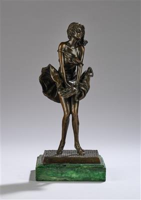 Bronzefigur einer Dame mit Kleid, spätere Ausführung von F. Rude - Jugendstil e arte applicata del XX secolo