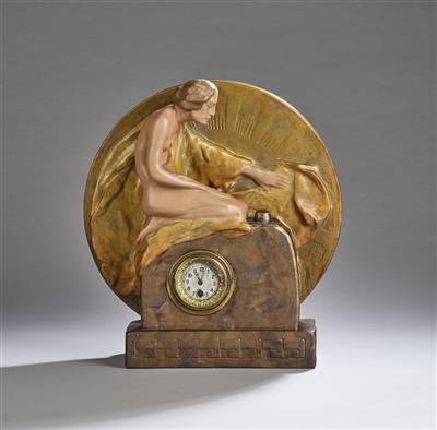 Karel Gabriel, Uhr mit Frauendarstellung, Modellnummer: 117, V. D. K. Bechyne - Kleinode des Jugendstils und angewandte Kunst des 20. Jahrhunderts
