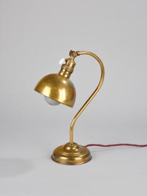 Tischlampe aus Messing, Entwurf: um 1900/10 - Secese a umění 20. století