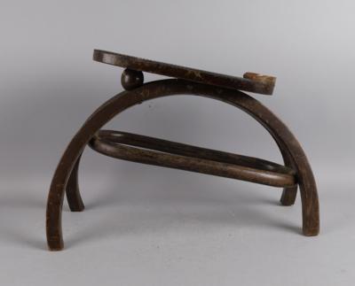 “Probierstockerl” (footrest), Gebrüder Thonet, Vienna - Jugendstil e arte applicata del XX secolo