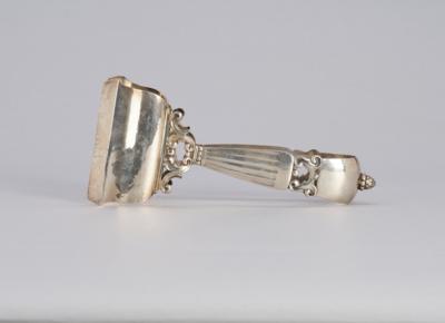 Jan Rohde (1856-1935), asparagus tongs made of 835 silver, model 'Acorn' and 'Konge' (king), designed in 1915, executed by Georg Jensen, Copenhagen, before 1927 - Jugendstil e arte applicata del XX secolo