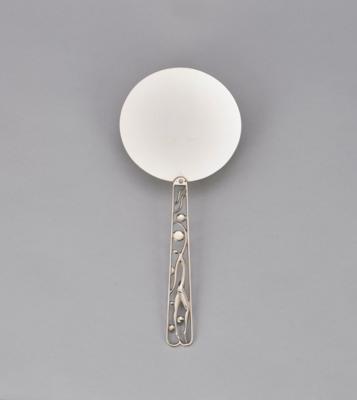 Karl Hagenauer, hand mirror with female figurine, model number 2246, originally executed in 1929, executed by Werkstätten Hagenauer, Vienna - Jugendstil e arte applicata del XX secolo