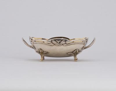 A silver handled bowl with floral decoration, Clemens Dahmen, Cologne, c. 1900/15 - Secese a umění 20. století