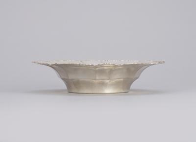 A silver bowl, Julius Lemor Silberwarenfabrik, Breslau, c. 1920 - Jugendstil e arte applicata del XX secolo