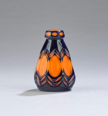 A vase in Art Deco style, Bohemia, c. 1920 - Jugendstil e arte applicata del XX secolo