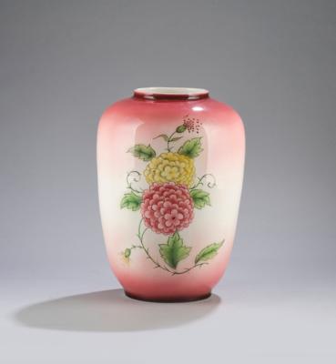 Viktor Matula, a vase with flowers, model number 1367 M, designed in around 1928-1938, executed by Goldscheider, Vienna, by c. 1938 - Secese a umění 20. století