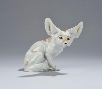 Karin Jarl-Sakellarios, a desert fox, model number 1586, designed in 1926, executed by Vienna Porcelain Factory Augarten, c. 1934 - Secese a umění 20. století