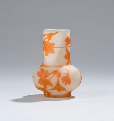 A vase "Bignones", Emile Gallé, Nancy, c. 1908 - Jugendstil and 20th Century Arts and Crafts
