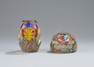 Two paperweights with floral decoration, Bohemia, c. 1900/30 - Jugendstil and 20th Century Arts and Crafts