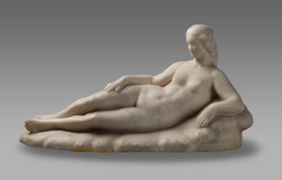 A large marble sculpture of a reclining female figure, along with its plaster model, c. 1900 - Jugendstil e arte applicata del XX secolo