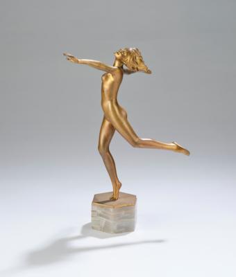 Josef Lorenzl, a bronze female dancer, designed in Vienna in around 1930 - Jugendstil e arte applicata del XX secolo