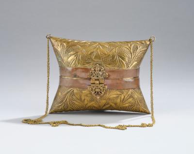 A brass bag with raised foliate decor, c. 1920/30 - Secese a umění 20. století