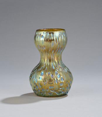 A vase, Johann Lötz Witwe, Klostermühle, c. 1902 - Secese a umění 20. století