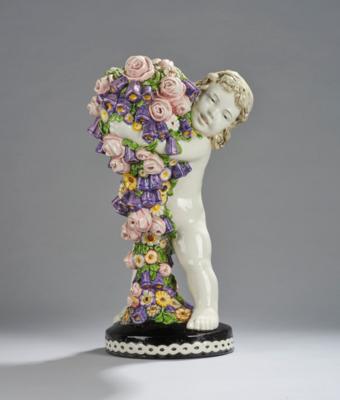 Carl Klimt, Putto mit Blumen, Modellnummer: 9389, Entwurf: um 1915, Ausführung: wohl Firma Bernhard Bloch, Eichwald - Kleinode des Jugendstils & Angewandte Kunst des 20. Jahrhunderts