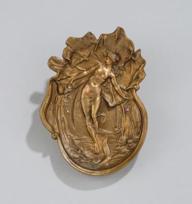 Edouard Drouot (Paris 1859-1945), kleine Bronzeschale mit einer Nymphe vor einem Seerosenteich, Entwurf: um 1900 - Kleinode des Jugendstils & Angewandte Kunst des 20. Jahrhunderts