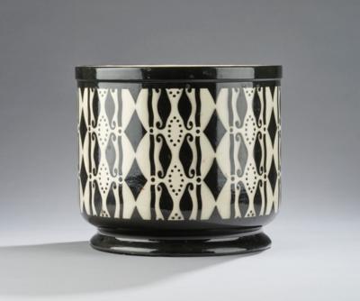 A large vase (cachepot) with black and white decoration, Bernhard Bloch, Eichwald, c. 1900/20 - Secese a umění 20. století