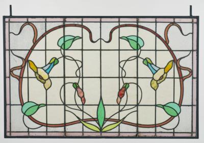 A large rectangular leadlight glass window with arabesque shape and floral motifs, c. 1900/1920 - Jugendstil e arte applicata del XX secolo