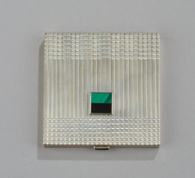 A sterling silver compact with malachite and onyx, Marin Hénin & Cie., Paris, c. 1920/35 - Jugendstil e arte applicata del XX secolo