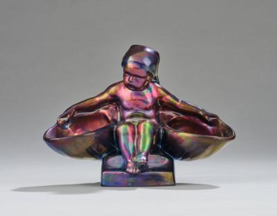 A seated girl with two bowls (bowl bearer), Zsolnay, Pécs, c. 1930 - Jugendstil e arte applicata del XX secolo