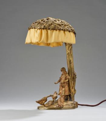Tischlampe aus Bronze mit einem stilisierten Baum, einer Gänsemagd und rückseitig einer Eule, um 1900/1920 - Kleinode des Jugendstils & Angewandte Kunst des 20. Jahrhunderts