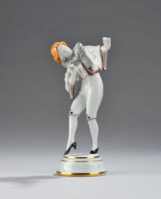 Wilhelm Krieger, a female dancer, model number 146, designed in around 1919-1924, executed by Porzellanfabrik Lorenz Hutschenreuther, Selb - Jugendstil e arte applicata del XX secolo