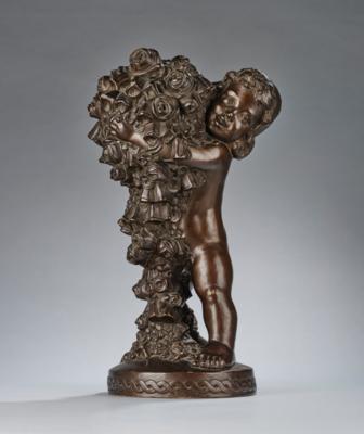 Carl Klimt, Putto mit Blumen, Modellnummer: 9389, Entwurf: um 1915, Ausführung: wohl Firma Bernhard Bloch, Eichwald - Kleinode des Jugendstils und angewandte Kunst des 20. Jahrhunderts