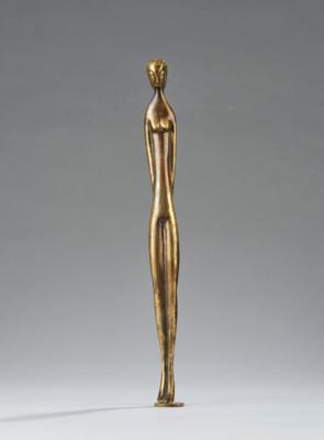 Franz Hagenauer, a female figurine, model number 1228, first executed in 1983, executed by Werkstätte Hagenauer, Vienna - Jugendstil e arte applicata del XX secolo