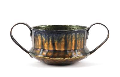 A handled bowl with enamel decoration, c. 1900 - Jugendstil e arte applicata del XX secolo