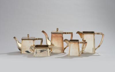 A six-piece silver-plated coffee and tea service, c. 1920 - Jugendstil e arte applicata del XX secolo