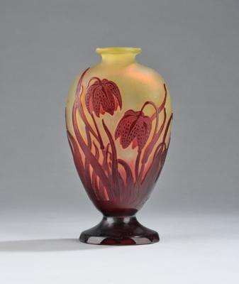 Vase "Fritillaria meleagris", Emile Gallé, Nancy, um 1920-35 - Kleinode des Jugendstils und angewandte Kunst des 20. Jahrhunderts