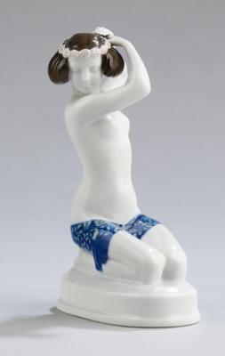 Albert Caasmann (1886-1968), a figurine "Ariadne", model number K 346, designed in 1914, executed by Porcelain Manufactory Philipp Rosenthal  &  Co., Selb, from 1910 to c. 1945 - Jugendstil and 20th Century Arts and Crafts