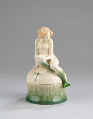 A lidded box with a mermaid, dragonflies and grasses, model number 1817, Wiener Kunstkeramische Werkstätte (WKKW), c. 1912/14 - Jugendstil e arte applicata del XX secolo