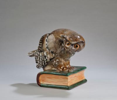 Elisabeth Prieler, a large owl on a book, model number 90, executed by Alpenländische Kunstkeramik Liezen, as of c. 1953 - Jugendstil and 20th Century Arts and Crafts