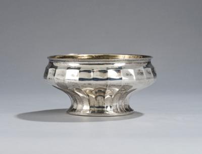 A small silver centrepiece bowl, Johann Biringer, Vienna, as of May 1922 - Jugendstil e arte applicata del XX secolo
