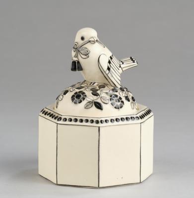 Michael Powolny, a writing set with sparrow (inkwell with bird), WK model number 64, designed in around 1907, executed by Gmundner Keramik, 1923-32 - Jugendstil e arte applicata del XX secolo