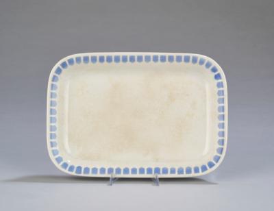 Therese Trethan, a rectangular presentation plate from a dinner service, Kunstgewerbeschule Vienna, School of Professor Koloman Moser, 1901-02 - Secese a umění 20. století