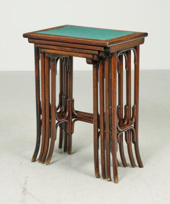 Four nesting tables, model number 10, designed before 1904, executed by Gebrüder Thonet, Vienna - Secese a umění 20. století